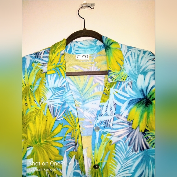 Clio ll Fern Print Button Down Sleeveless Blouse. Beautiful Print size 2X - Picture 2 of 6